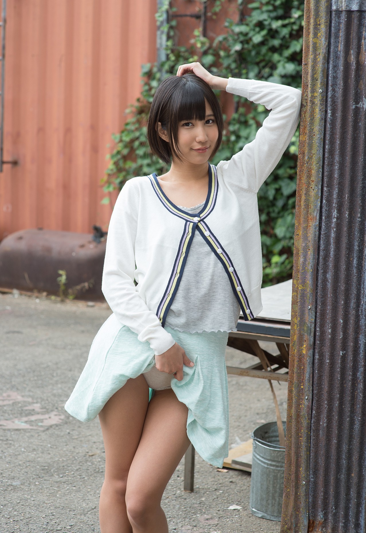 湊莉久　AV女優は引退でもグラビアは継続！新作セクシーヌード　#エロ画像