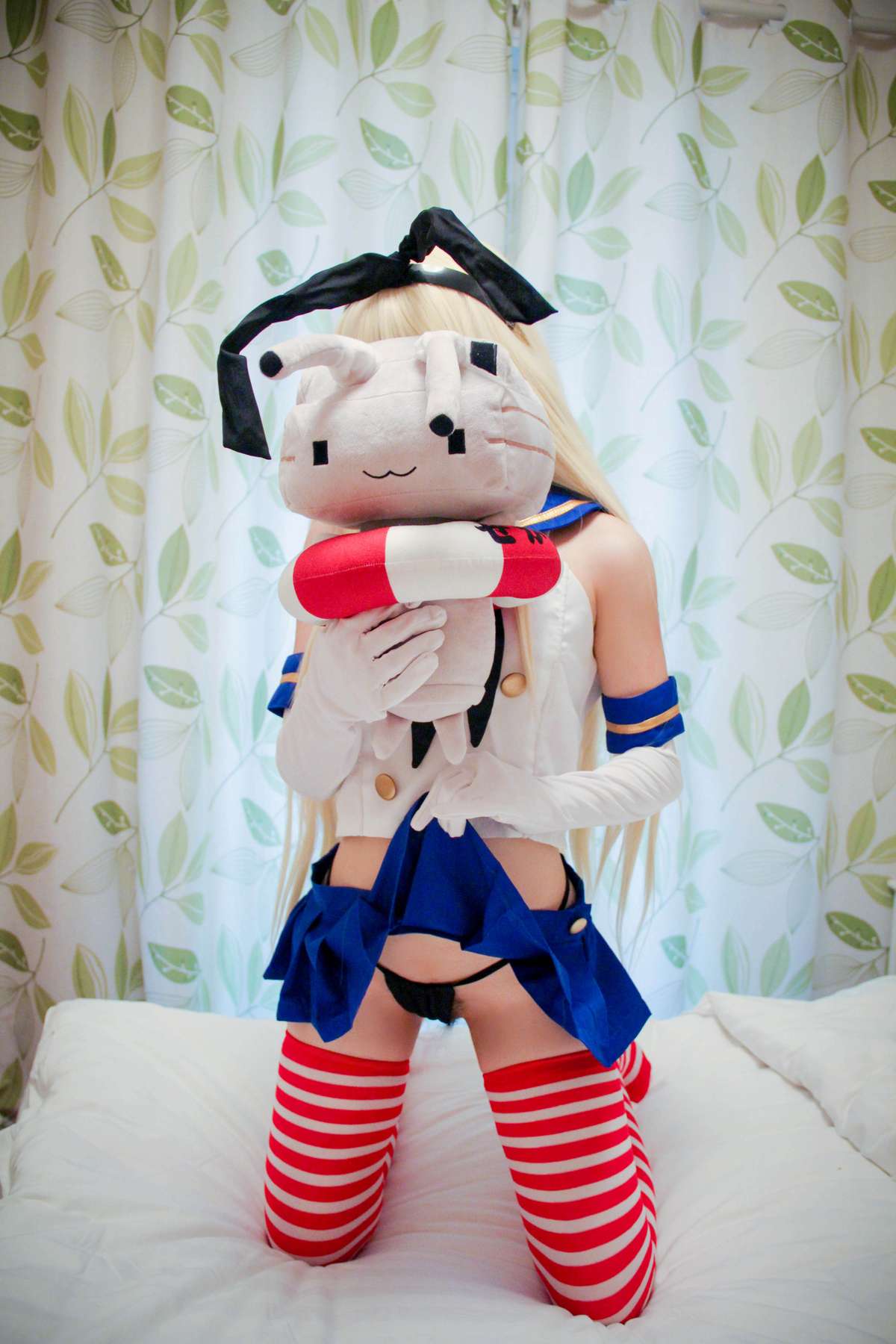 個人撮影「艦これ 島風」コスプレイヤーの性器モロ見え＆足コキ画像が流出！中国？ #エロ画像 