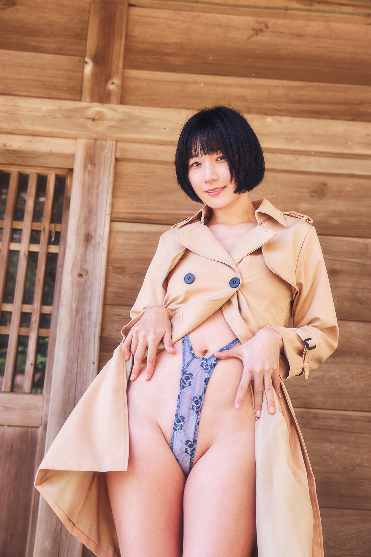 変態的な露出度ｗ 卑猥な水着で興奮させてくる、エログラドルがオナニーに最適！ Vol.5